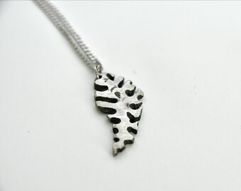 COLLANA DONNA IN ACCIAIO QUADRIFOGLIO E ZIRCONE COLLANA DONNA IN ACCIAIO QUADRIFOGLIO E ZIRCONE