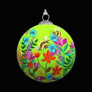 Bee Garden Collection – Handmade Christmas Bauble | Eco-Friendly Ornament | Biodegradable Holiday Decoration