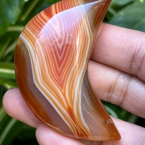 Gorgeous Red Sardonyx Stone • Sardonyx Crystal • Sardonyx Moon • Sardonyx Crystal Moon • Sardonyx Stone Crystal • Red Sardonyx