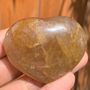 Golden Healer Quartz Heart • Golden Healer Quartz • Heart Shaped Stone • Heart Shaped Crystal • Crystal Heart • Crystals • Heart Shaped Rock