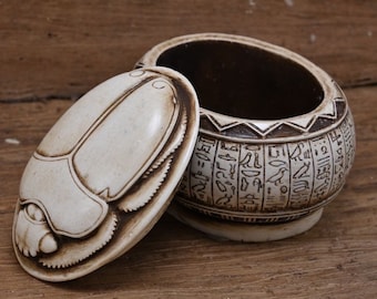 エジプトのスカラベ箱：古代遺物のレプリカ、神話の装飾 - Etsy 日本