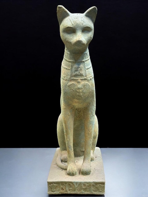 古代エジプトの猫の女神バステト像 - Etsy 日本