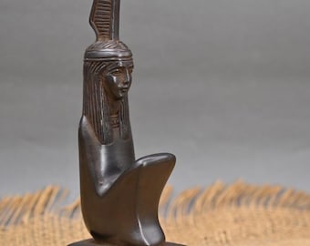 マアト - エジプトの真実の女神 - Etsy 日本