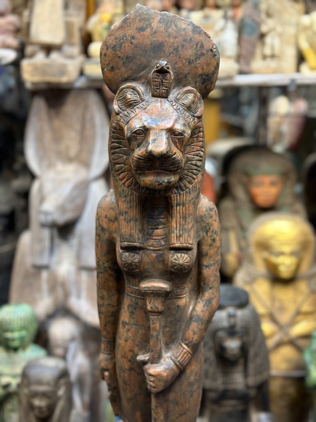 Statue égyptienne Ancienne En Albâtre De Sekhmet - Artisanat De Louxor, Occasion Très Bon état