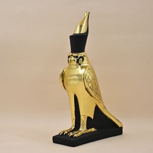エジプトのハヤブサ鳥神ホルス像金製エジプト製 - Etsy 日本 エジプトのハヤブサ鳥神ホルス像金製エジプト製 - Etsy 日本