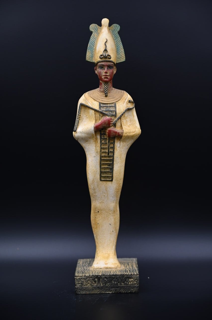 セール（25日まで）古代エジプト　オシリス神　ブロンズ　詳細不明 オシリス像、古代エジプトの冥界の主、再生の神 - Etsy 日本