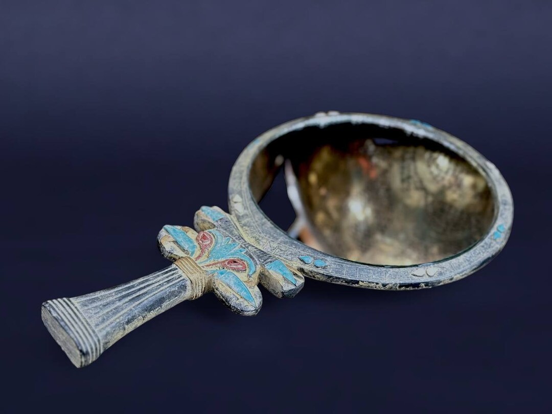 エジプト ファラオの鏡 ミラー 工芸品 守り神 Amazon | エジプトの