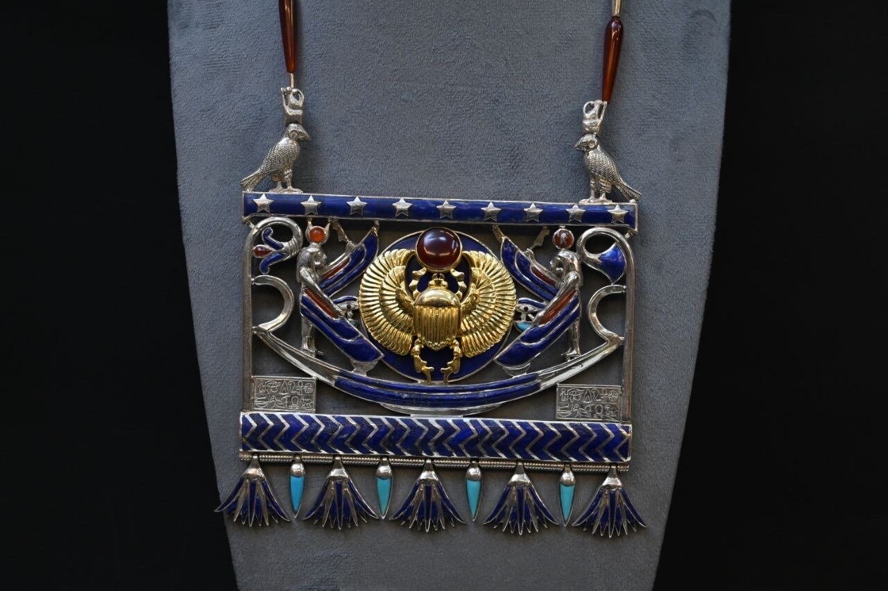 Egyptian neckpiece clearance