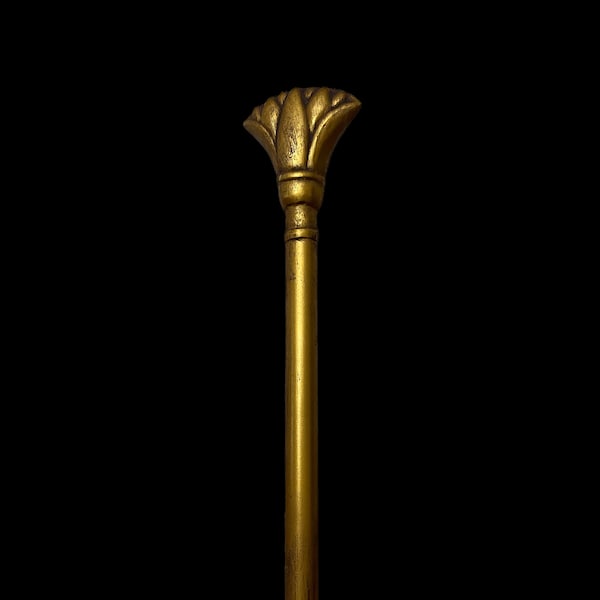 Magnifique bâton en laiton représentant une fleur de lotus et un sceptre-was, symbole de force, de souveraineté, de stabilité, de douceur de vivre mythe égyptien antique