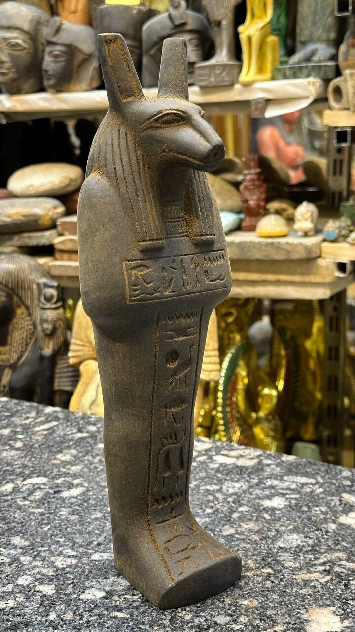 玄武岩製セト像 – 古代エジプトの混沌の神、エジプト製 - Etsy 日本