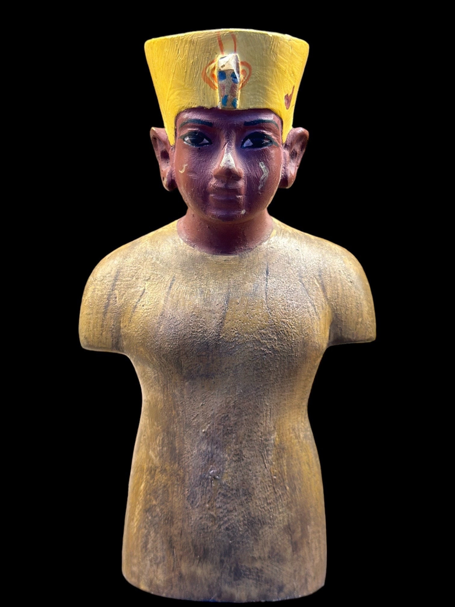 ツタンカーメンの王室マネキン - 古代エジプトの若い王の衣服