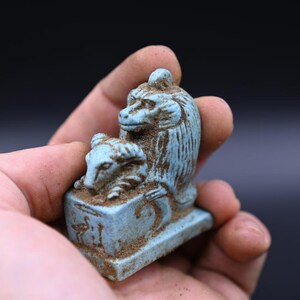 Stone Thoth Statue: Egyptian God of Wisdom & Moon