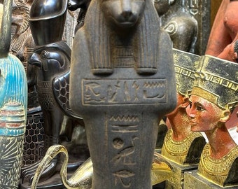 玄武岩製セト像 – 古代エジプトの混沌の神、エジプト製 - Etsy 日本