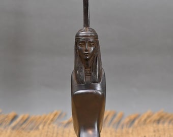 ヴィンテージ マアト像 - 正義の羽根を持つ古代エジプトの女神マアト