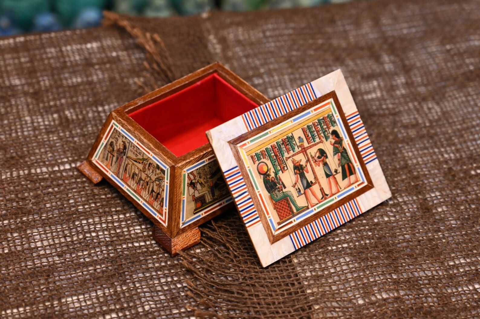 An Egyptian Box Inscribed With Pharaonic Inscriptions-antiques-replica ...
