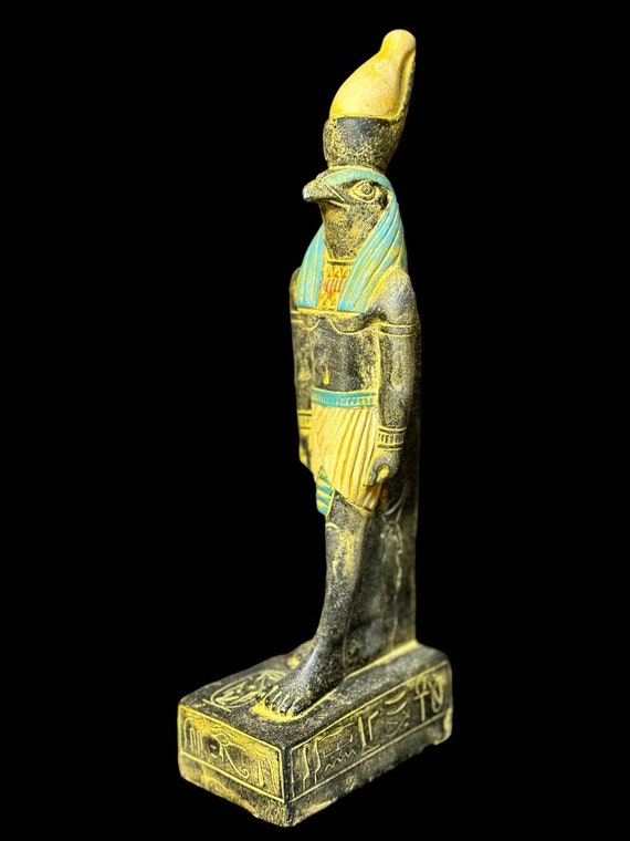 サンドストーン エジプト神話 彫刻 ホルス サンドストーン エジプト神話 彫刻 ホルス