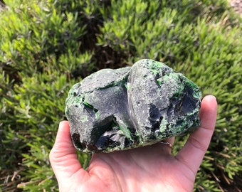 Smaragdgroen zeeglas, ruwe edelsteen zoals grof strandglas, set van 1, 525 g