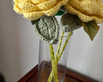 Paquete de 2 rosas tejidas a crochet