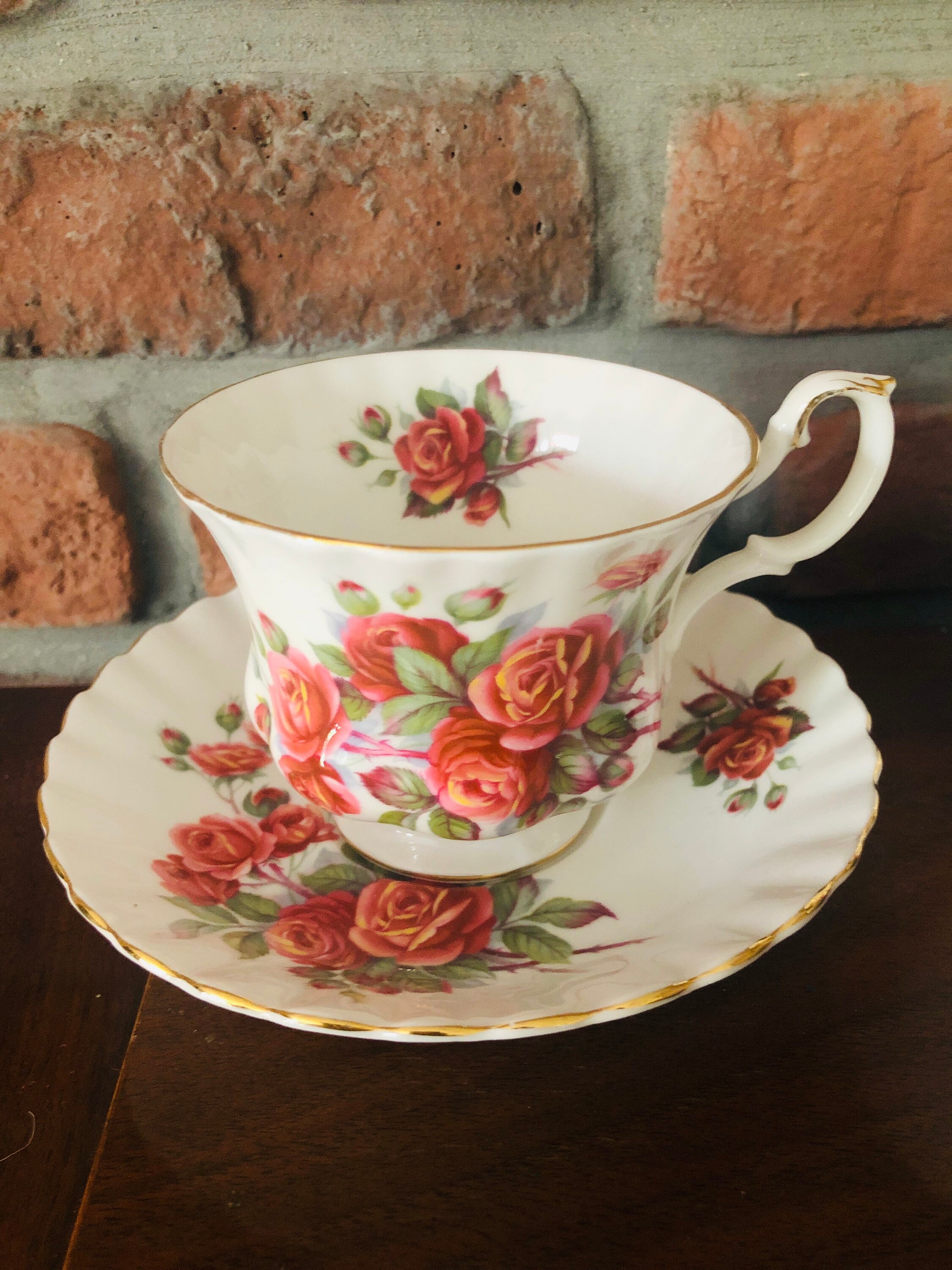 Tasse de Thé et Soucoupe Vintage Royal Albert. Tasse Albert Centennial Rose. Porcelaine Anglaise. Ca