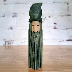 Grüne Zauberer Gnom Holz schnitzen Kleine 6-Zoll-Holzstatue