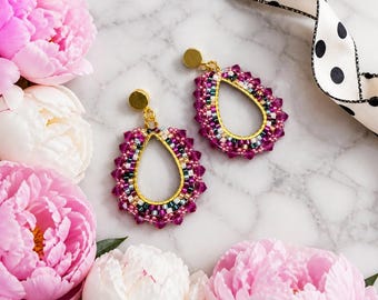 Shades of pink brick stich beaded earrings; handmade seed bead earrings; lightweight dangle earrings