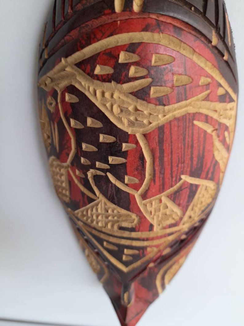 African lion,walking lion,African mask,wall hanging,Wooden lion mask,carved lion,design lion,sculpture,colourful mask,Ghana artefacts