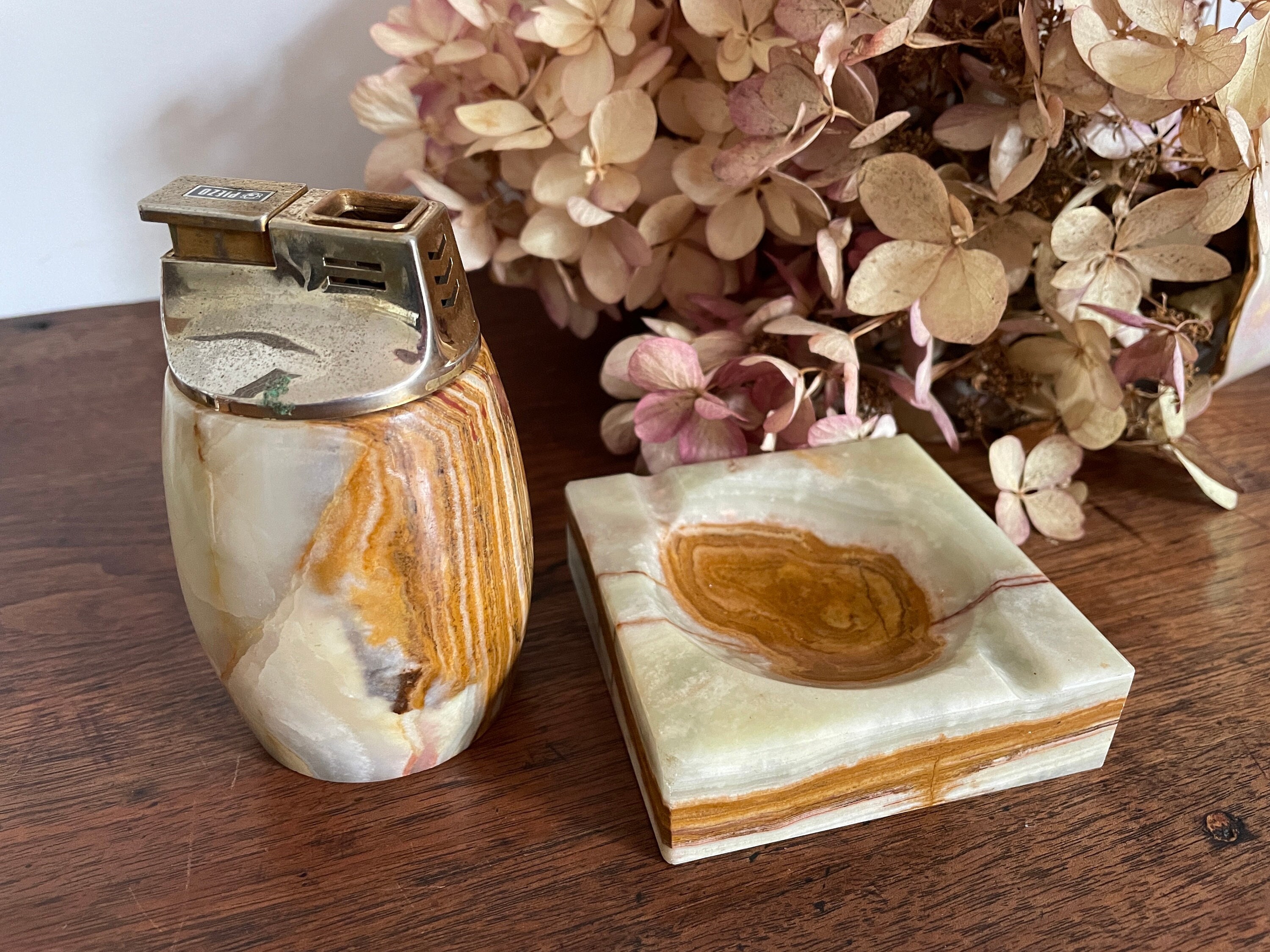Vintage Onyx Piezo Lighter and Ashtray Set, 1970s Coffee Table