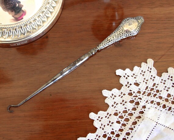 Edwardian silver handled button hook - image 1