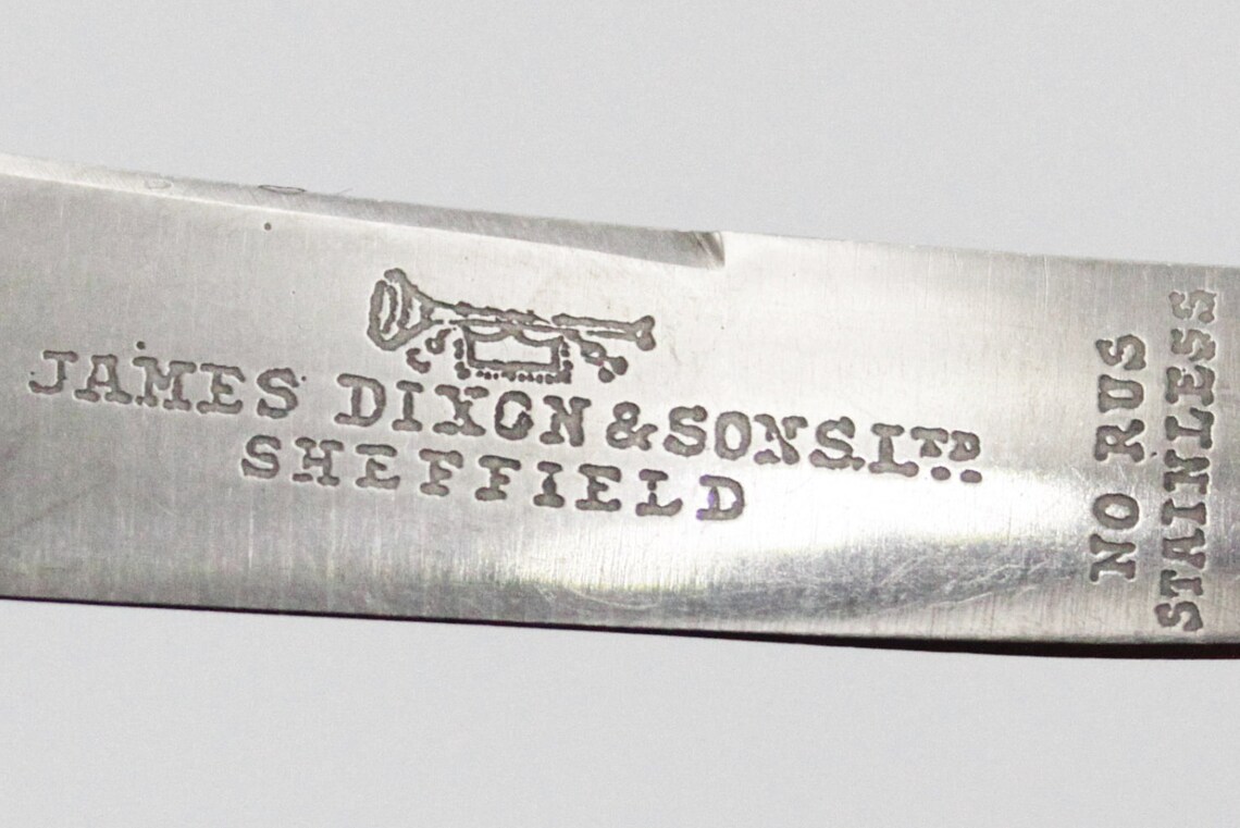 Pair of silver handled butter knives James Dixon & Sons Ltd Etsy.de