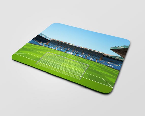 Tapis De Souris Terrain De Football - Neuf, Origine France, Marque TotalCadeau