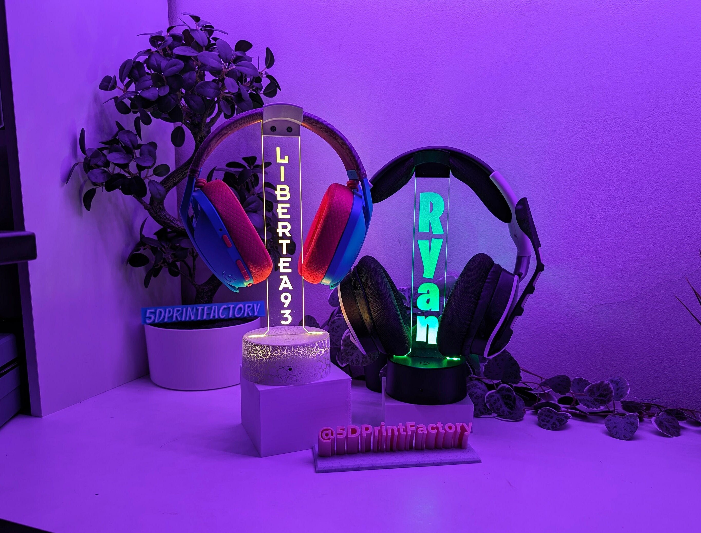 Engraved Headphone Stand Custom Gamertag Light Sign Personalized
