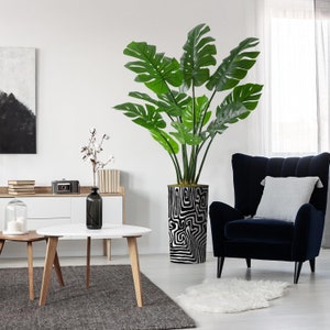 Artificial Tree in Modern Geometric Pattern Planter, Fake Monstera Silk Tree, Artificial Plant for Indoor and Outdoor Home Decoration