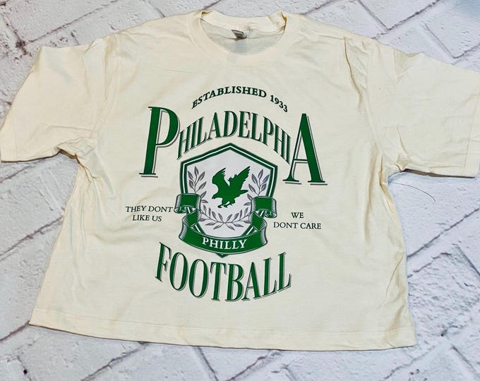 Cream Phila Emblem Crop