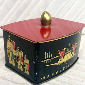 50s 60s German vintage pompadour Theekanne small tin can. Beautiful MCM exotic design in black, red, gold. Original mid century decor.