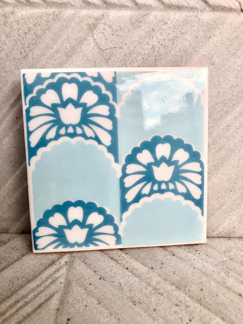 Vintage blue + white glazed retro tiles — set of 12, photo 7 of 10