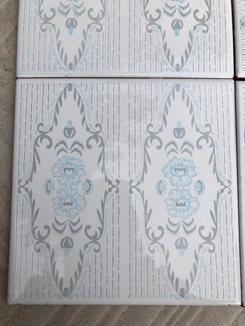 4 Spanish 70s blue and white tiles, photo 7 of 7