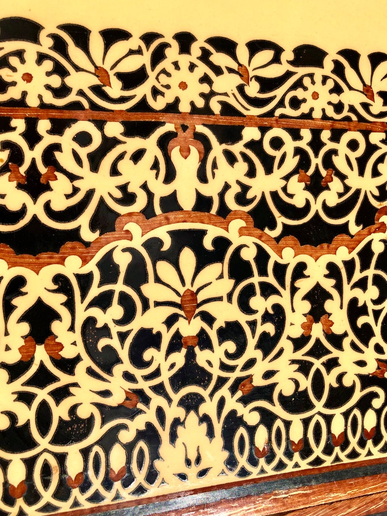 Original Art Deco tiles – Vintage hand painted Spanish tiles from the 20s, photo 3 of 8