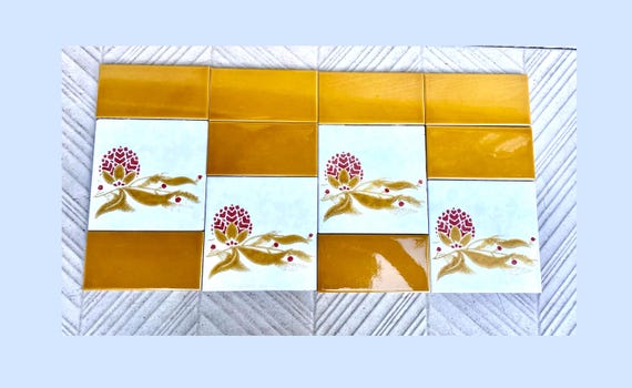 Vintage 70s tiles – 12 pc – Fat Lava Original yellow salvaged retro flower tiles