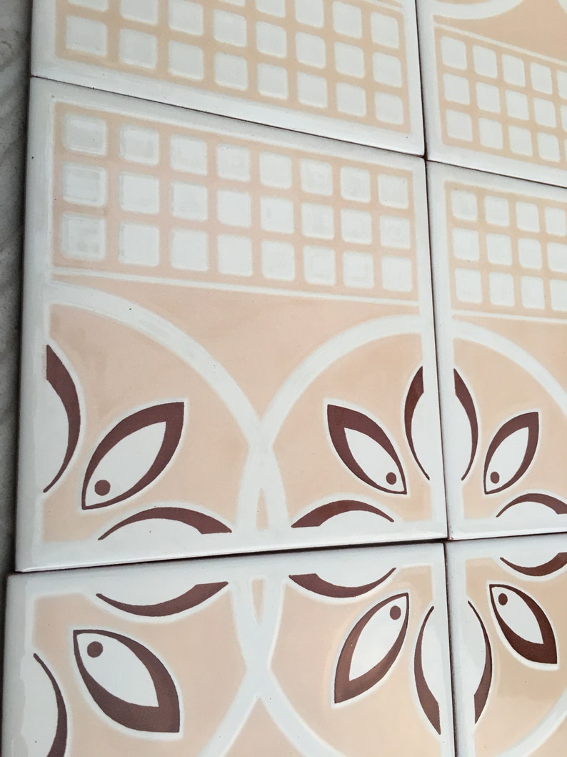 4 pc - 70s vintage tiles – Mid century pink and burgundy geometric tiles from Spain, photo 7 of 7
