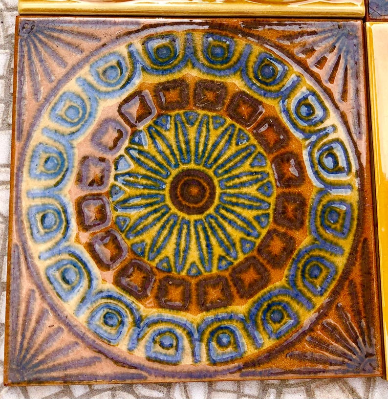 Brutalist style border tiles from Spain — set of 12, photo 5 of 9