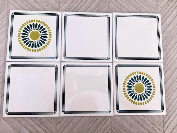 60s 70s Spanish vintage retro tiles – pop art green daisies backsplash — set of 6
