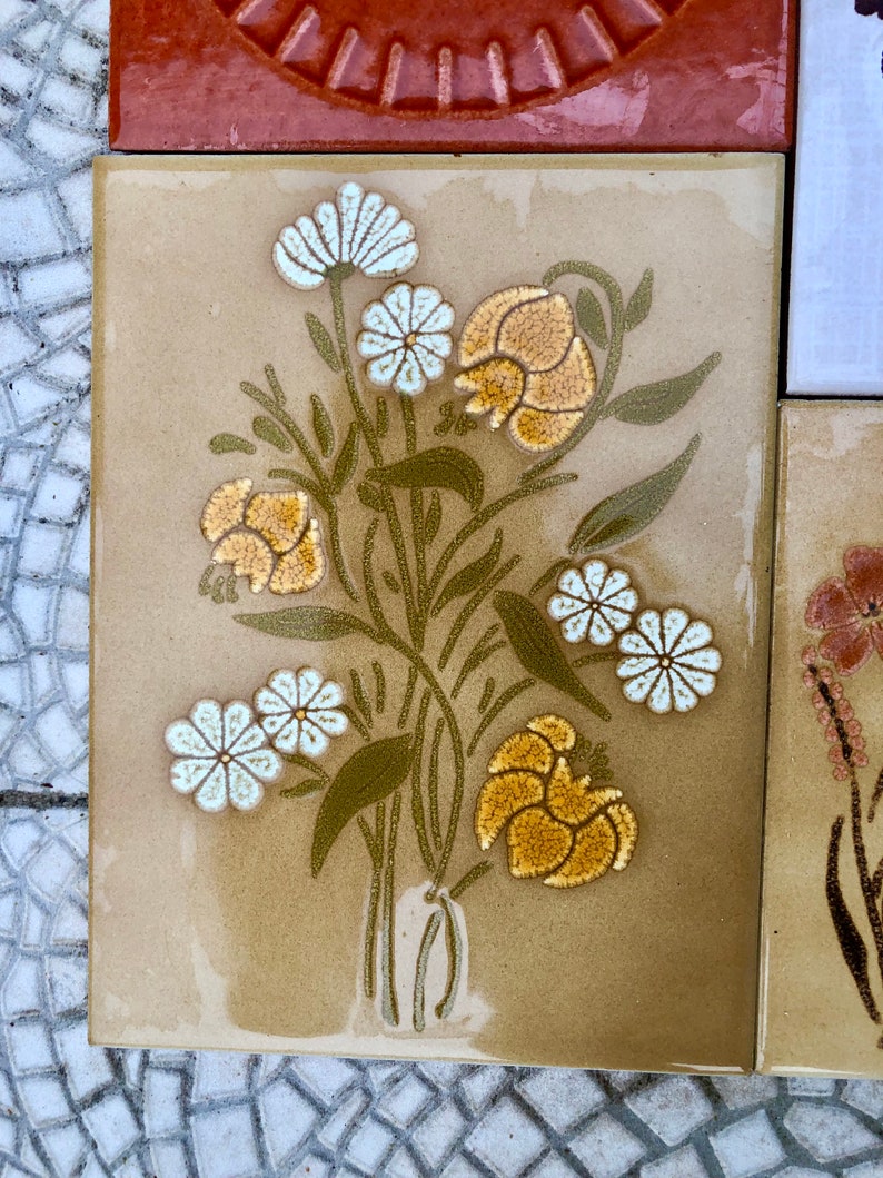 20 Original vintage tiles from the 60s - 70s, photo 6 of 10