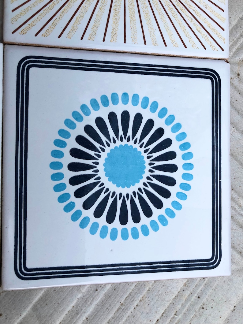 4 groovy 60s 70s original geometric decorative tiles, photo 7 of 10