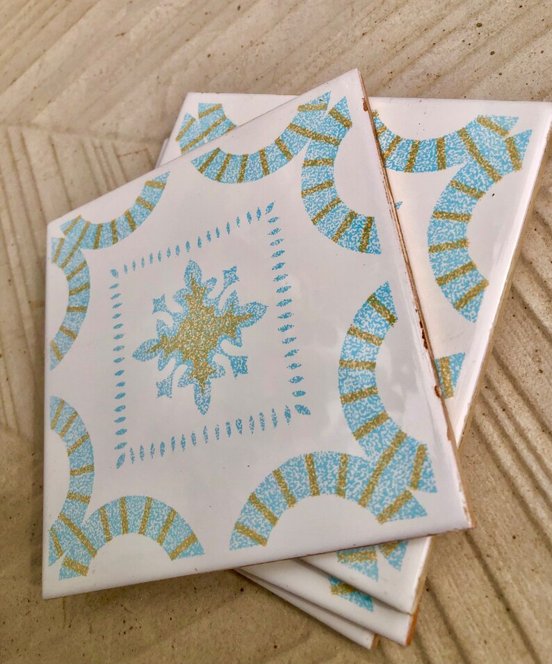 4 Vintage 70s Salvaged blue + ochre Spanish tiles, photo 8 of 9