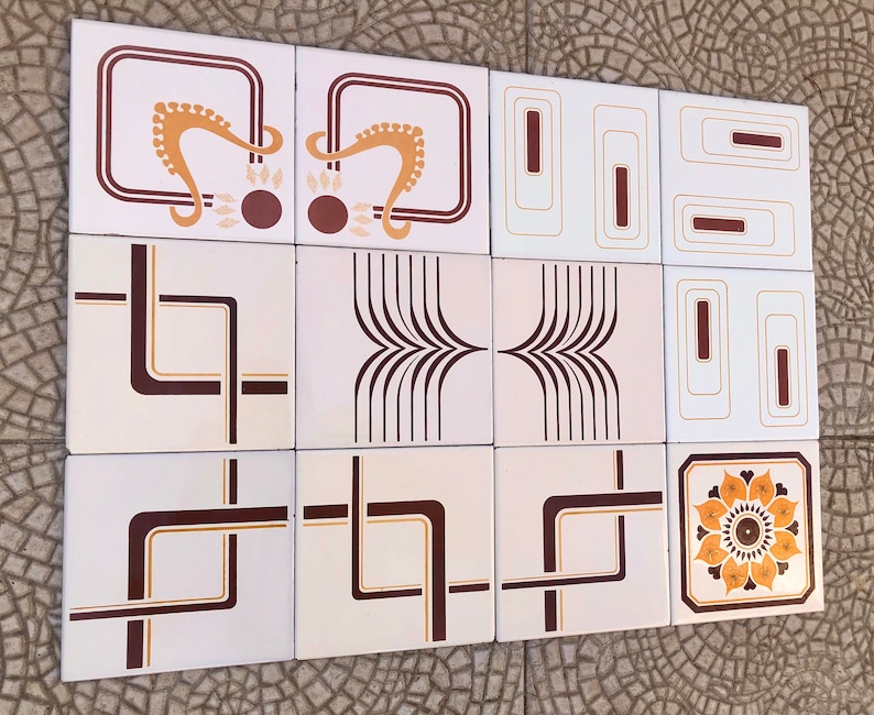 12 Spanish vintage tiles from the 60s - 70s, photo 1 of 10