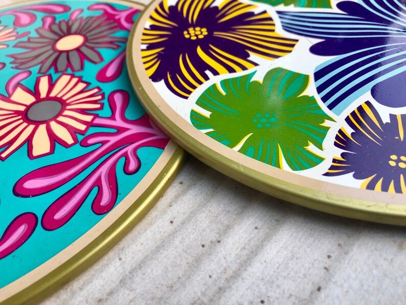 Spanish vintage 70s groovy trivets, photo 6 of 10