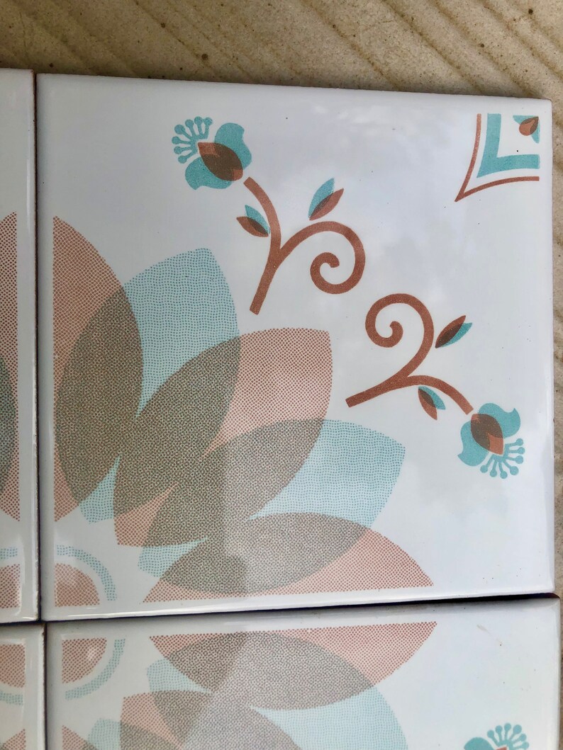 4 original vintage 70s tiles, photo 5 of 7