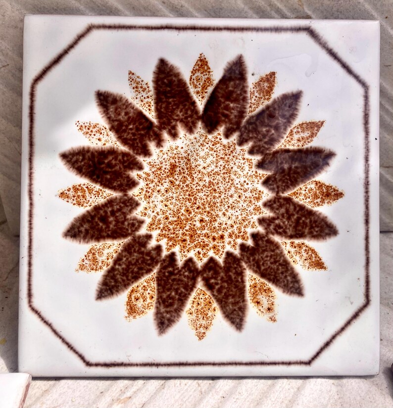 Original 70s retro tiles – 4 pcs Brown, cream, Fat Lava sunflower tiles, photo 7 of 10
