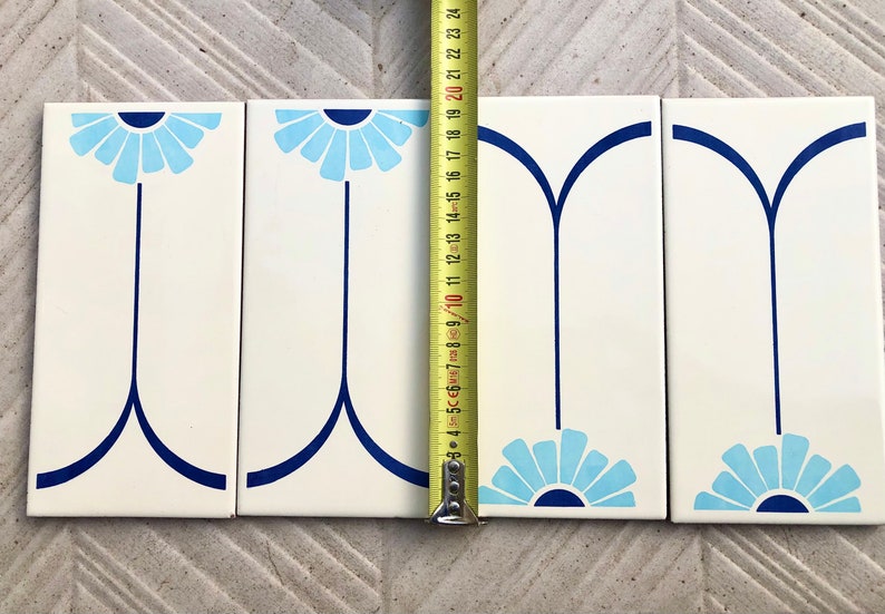 4 vintage blue + white mid century original Spanish tiles, photo 8 of 10