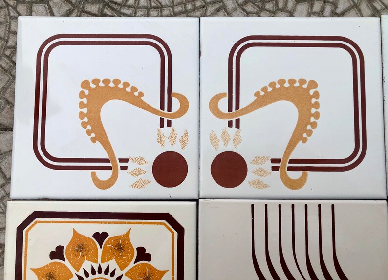 12 Spanish vintage tiles from the 60s - 70s, photo 10 of 10